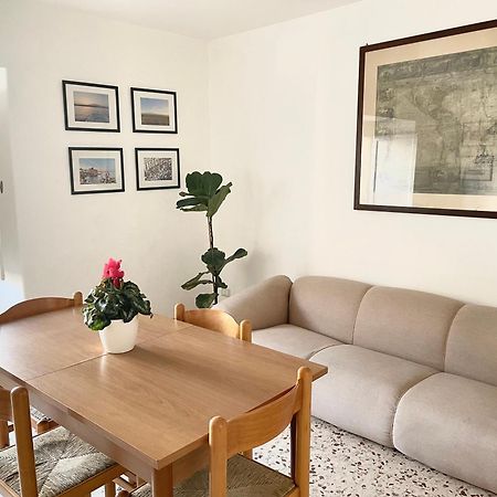 Lorenzo'S House Catania City Centre - Comfortable Large Apartment With 2 Bedrooms And 2 Baths, Close To Trains, Metro And Bus Station Eksteriør bilde